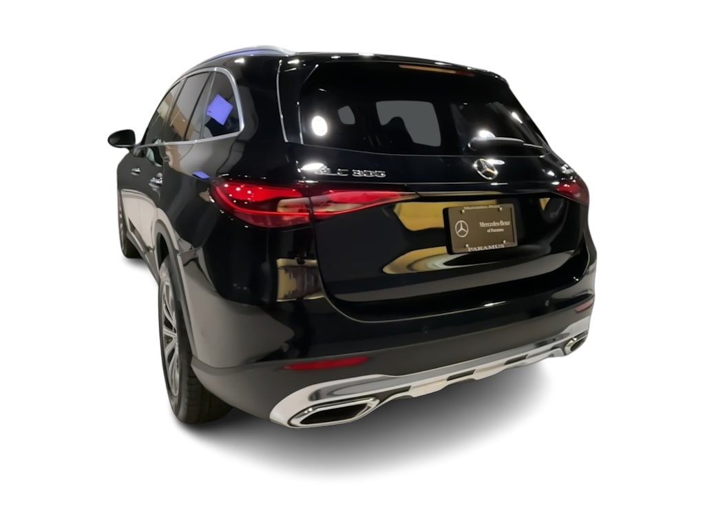 Thumbnail: 2025 Mercedes-Benz GLC - 24