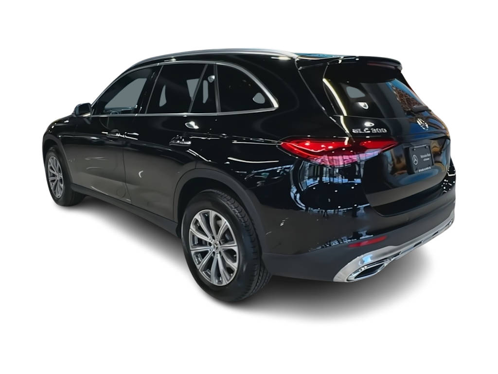 Thumbnail: 2026 Mercedes-Benz GLC - 4