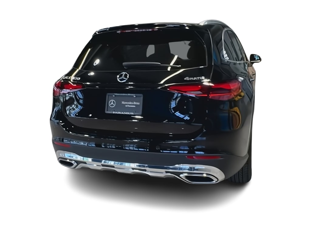 Thumbnail: 2026 Mercedes-Benz GLC - 23