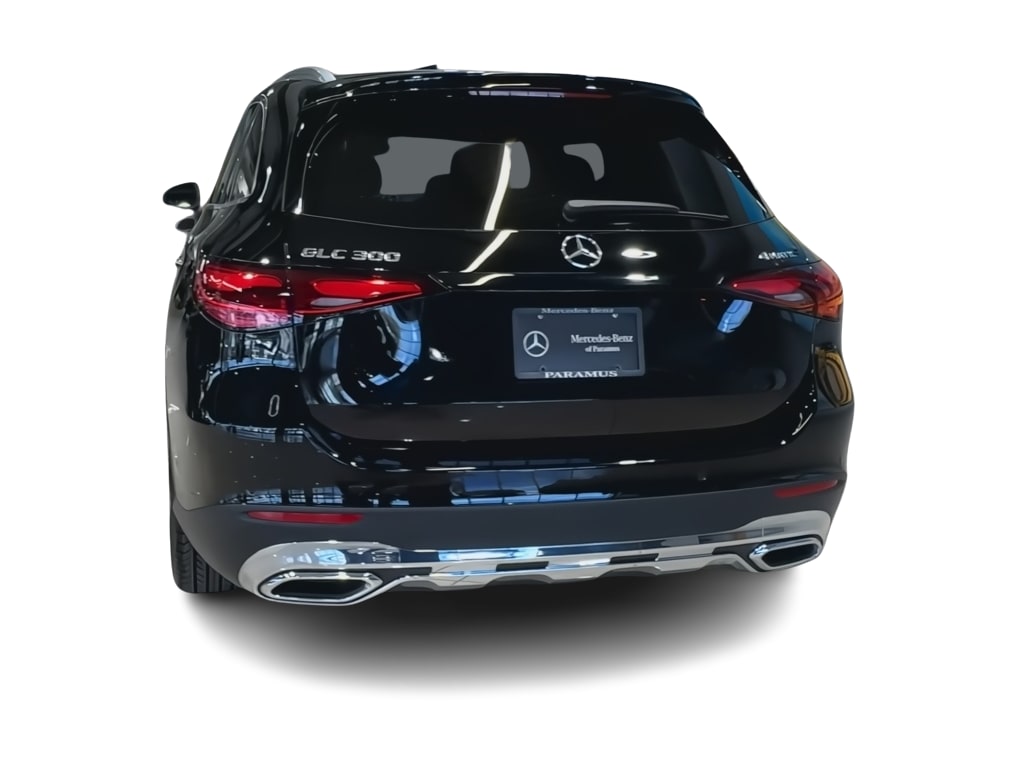 Thumbnail: 2026 Mercedes-Benz GLC - 22