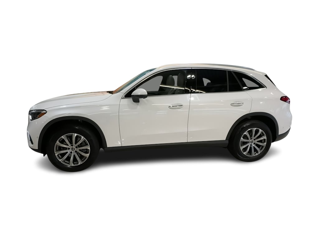 Thumbnail: 2026 Mercedes-Benz GLC - 3