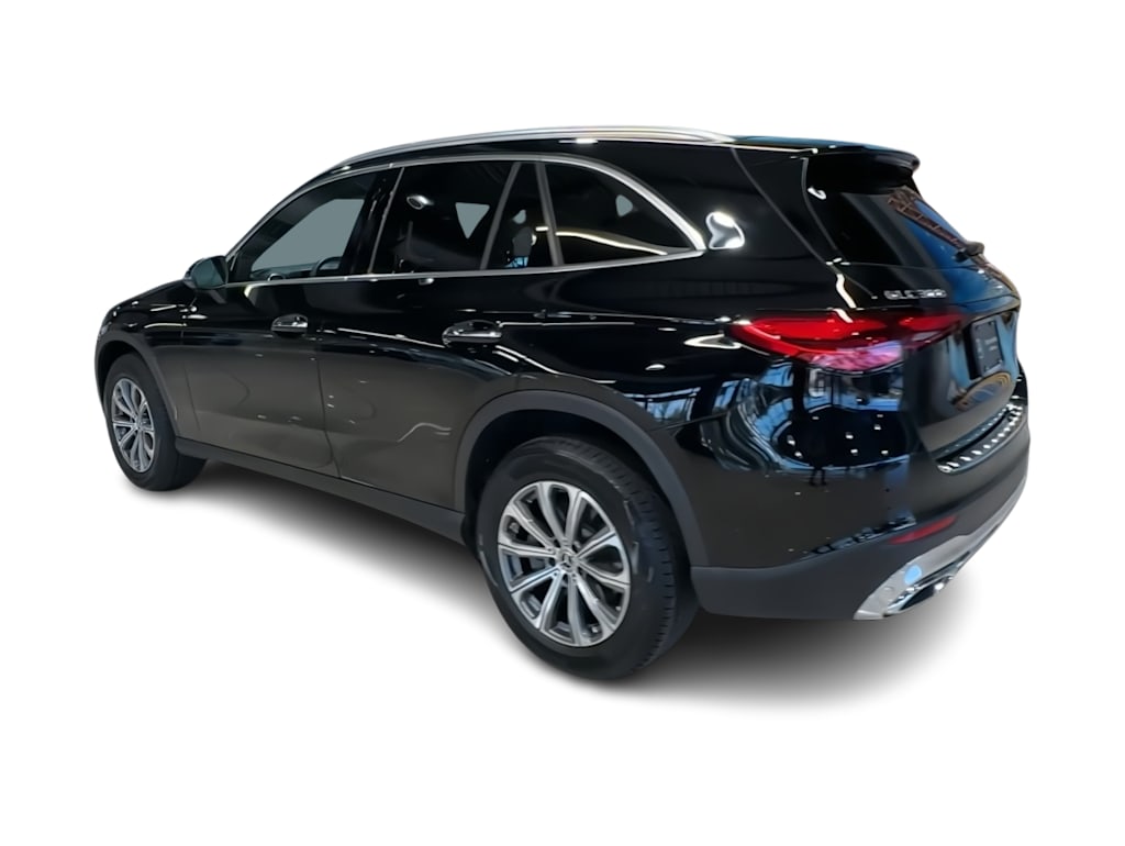 Thumbnail: 2026 Mercedes-Benz GLC - 4