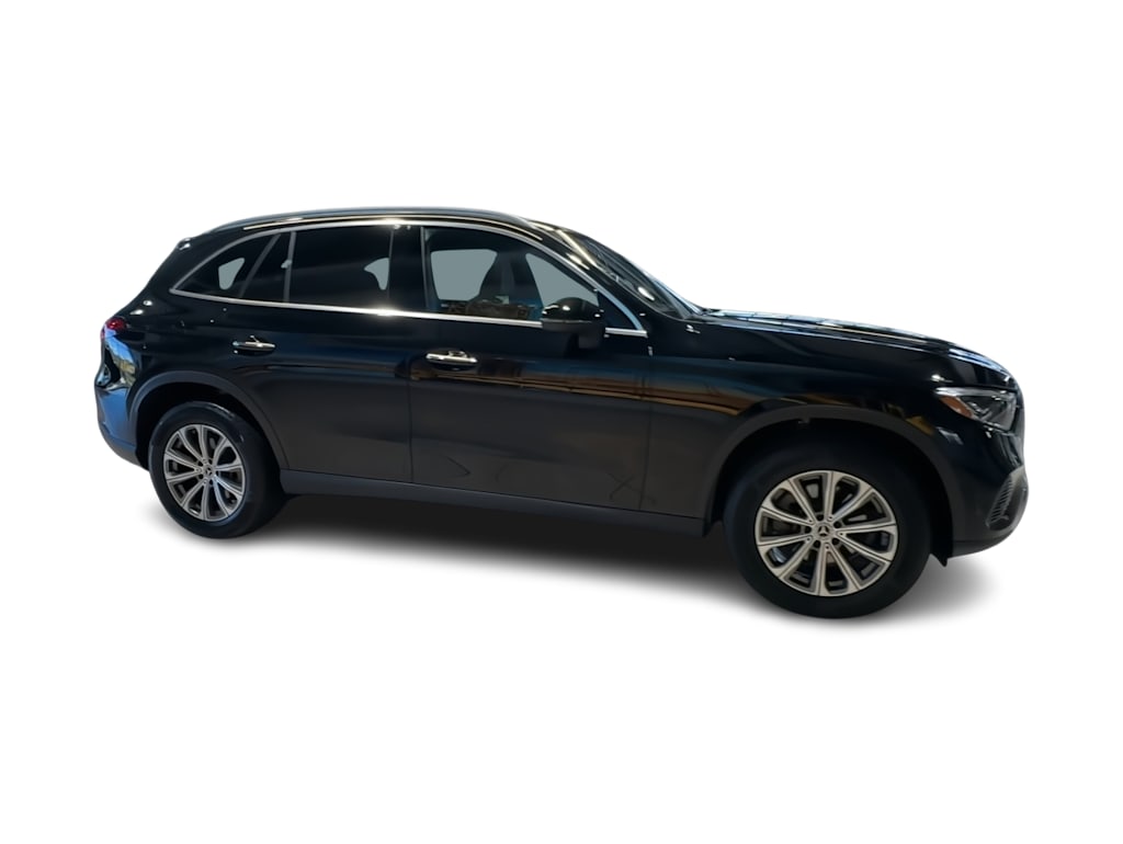 Thumbnail: 2026 Mercedes-Benz GLC - 20
