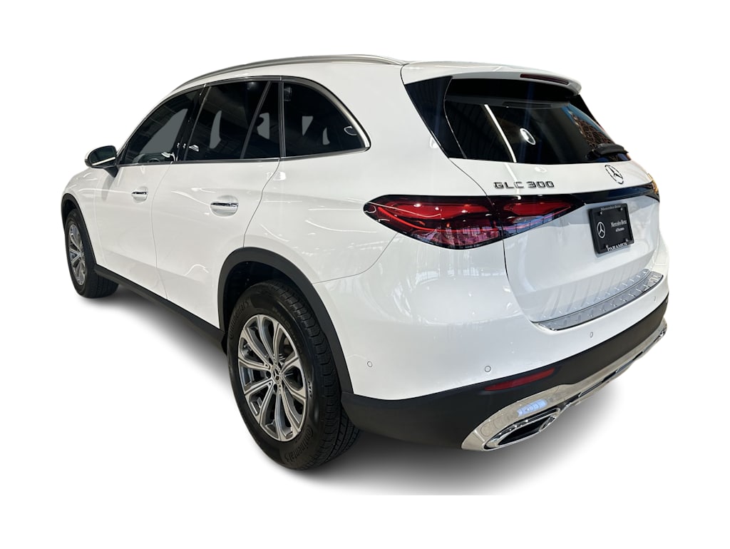 Thumbnail: 2026 Mercedes-Benz GLC - 28