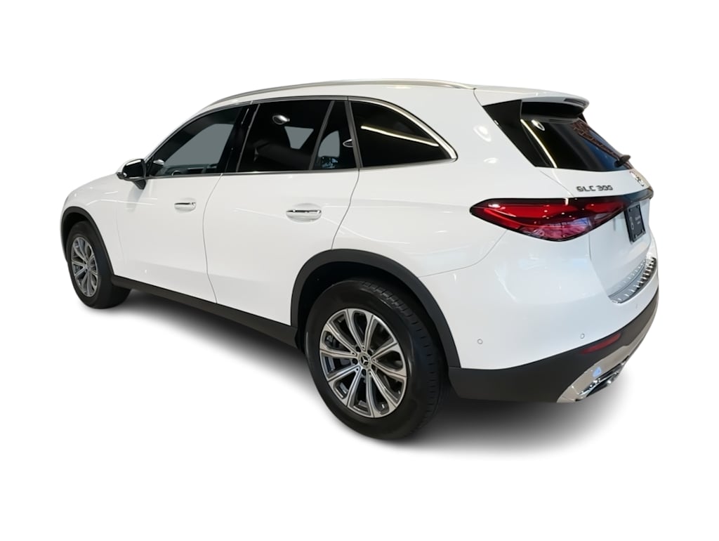 Thumbnail: 2026 Mercedes-Benz GLC - 4