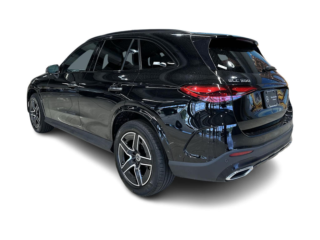 Thumbnail: 2023 Mercedes-Benz GLC - 4