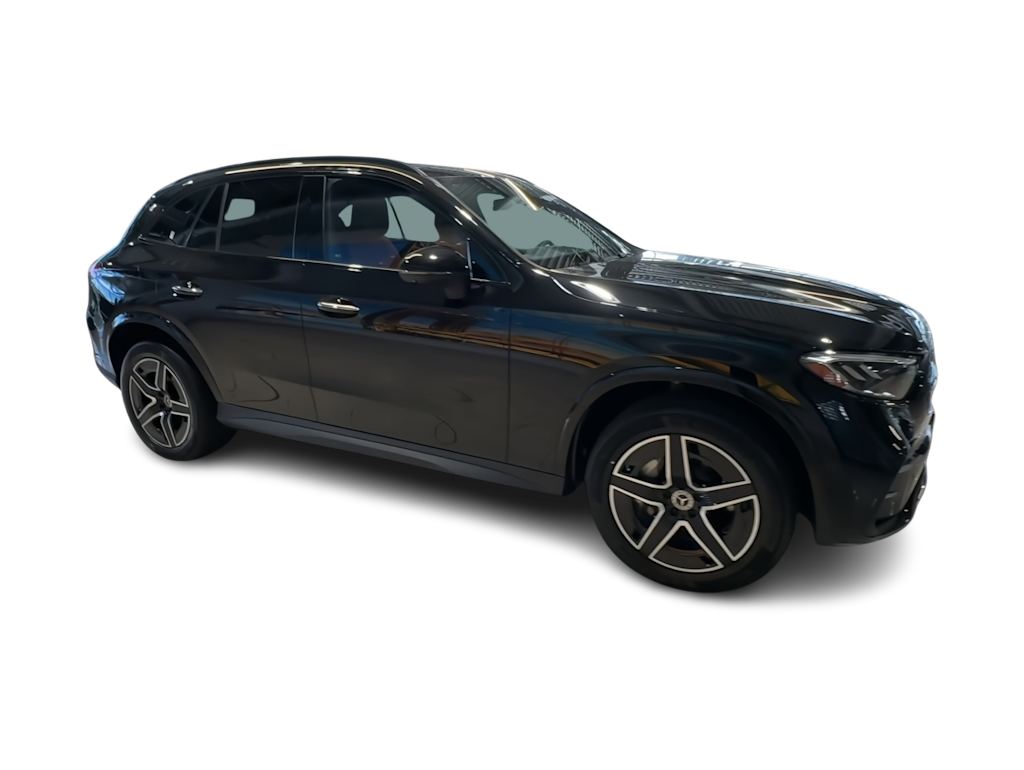 Thumbnail: 2023 Mercedes-Benz GLC - 19