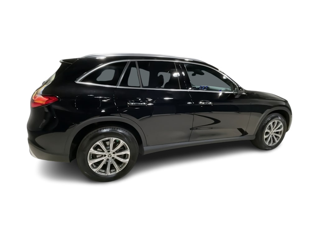 Thumbnail: 2025 Mercedes-Benz GLC - 27