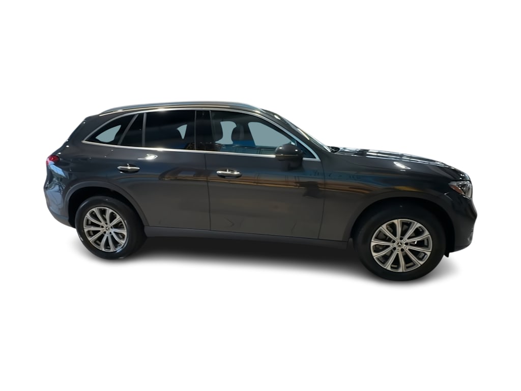 Thumbnail: 2026 Mercedes-Benz GLC - 26