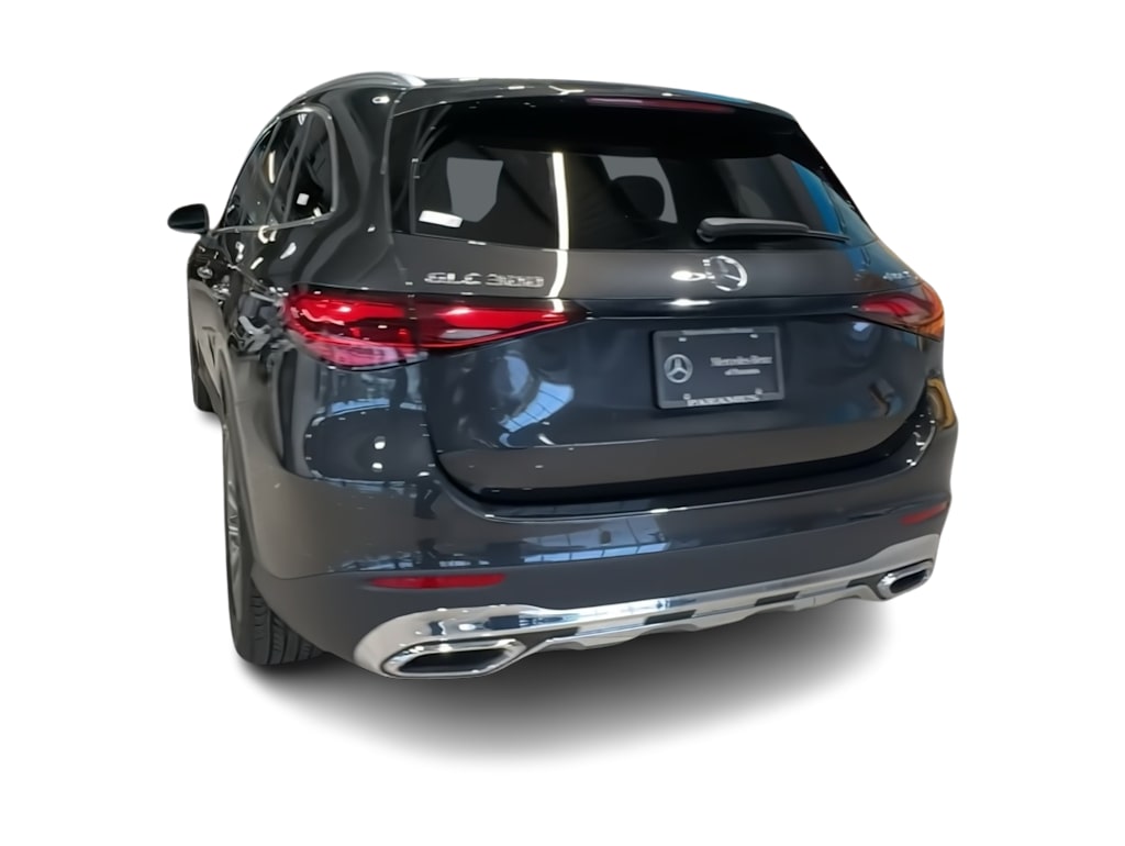 Thumbnail: 2026 Mercedes-Benz GLC - 4