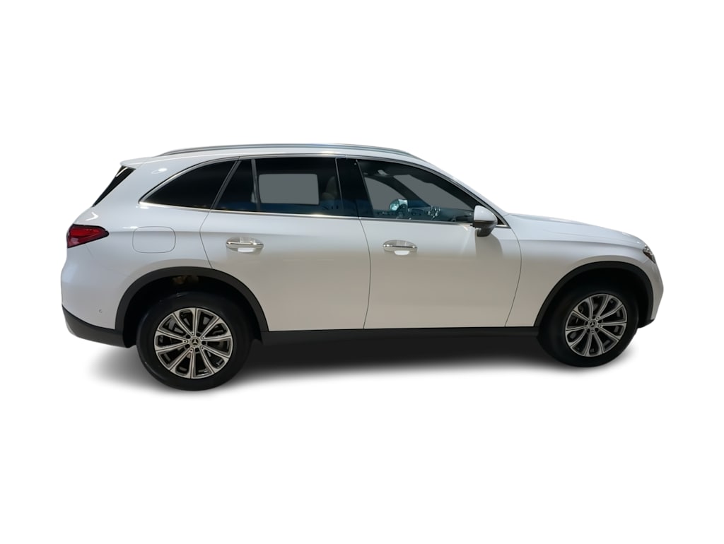 Thumbnail: 2026 Mercedes-Benz GLC - 25