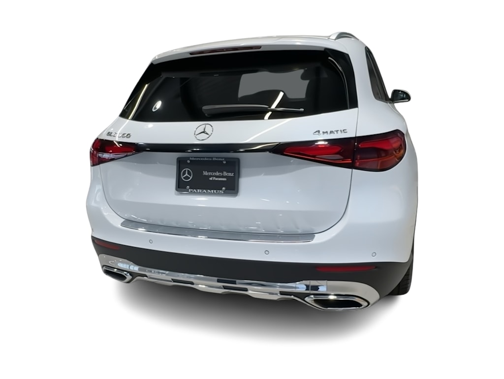 Thumbnail: 2026 Mercedes-Benz GLC - 23