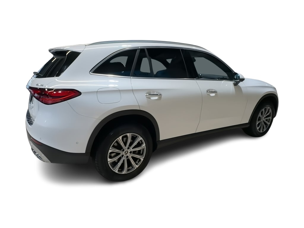 Thumbnail: 2026 Mercedes-Benz GLC - 24
