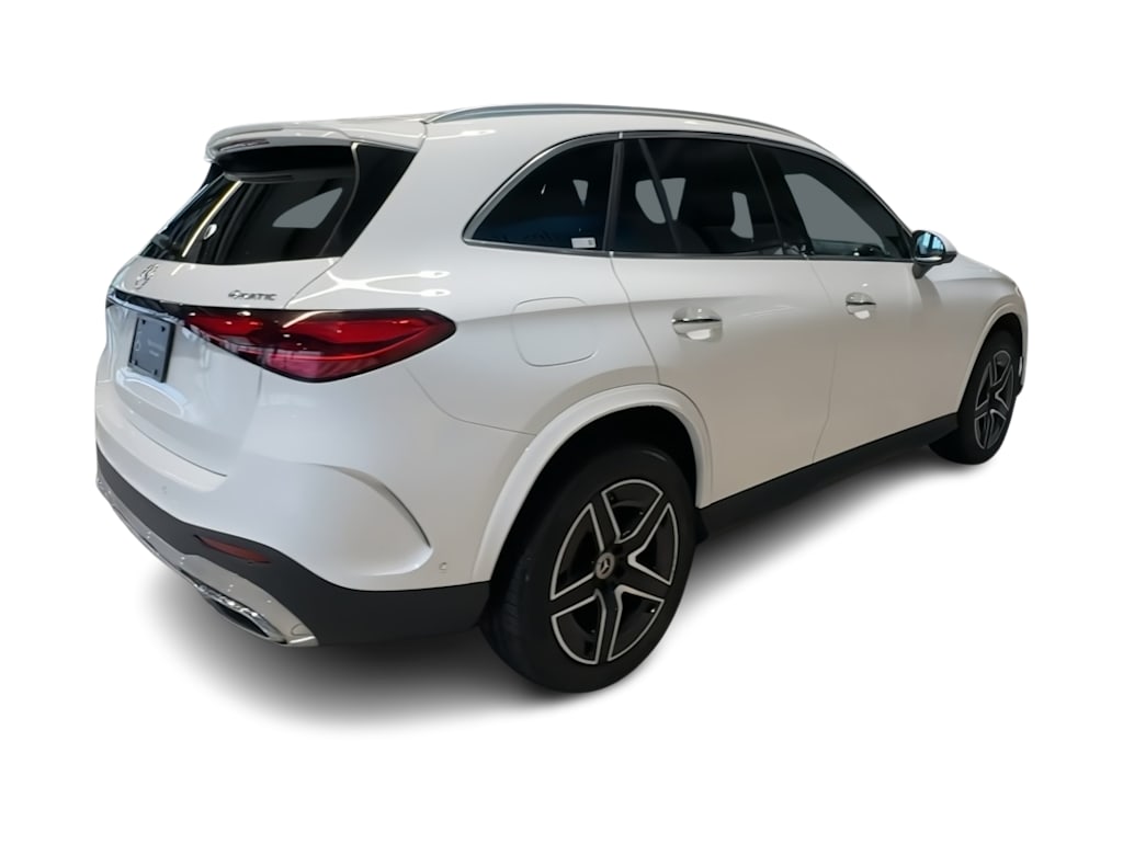 Thumbnail: 2023 Mercedes-Benz GLC - 26