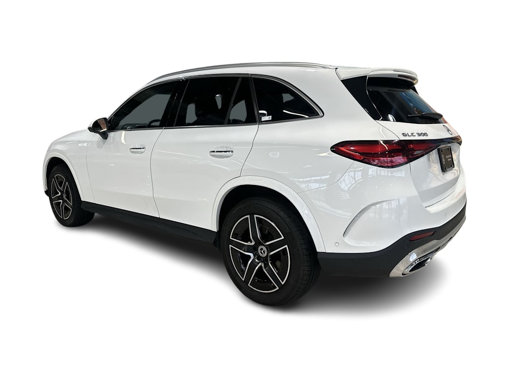 Thumbnail: 2023 Mercedes-Benz GLC - 30