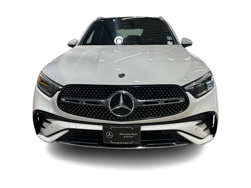 Thumbnail: 2023 Mercedes-Benz GLC - 31