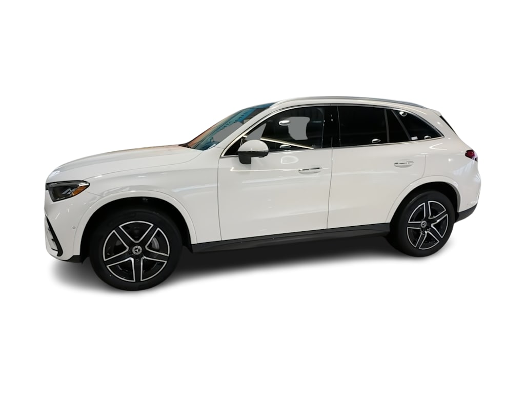 Thumbnail: 2023 Mercedes-Benz GLC - 3