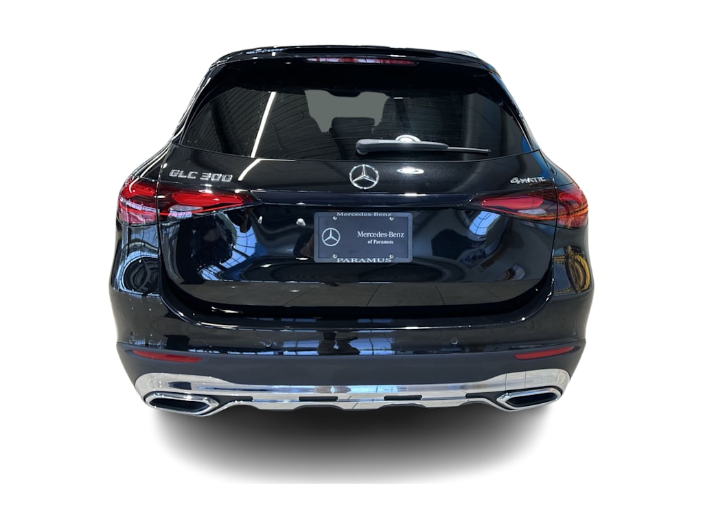 Thumbnail: 2024 Mercedes-Benz GLC - 29