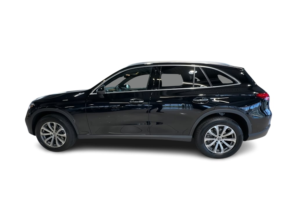 Thumbnail: 2026 Mercedes-Benz GLC - 23