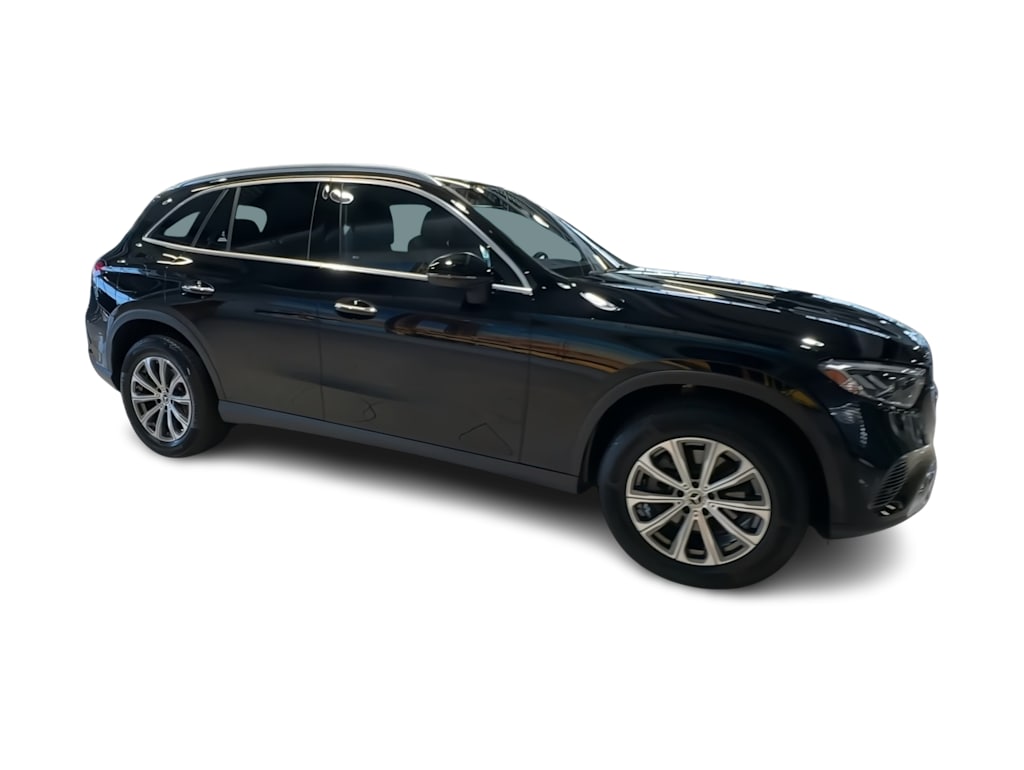 Thumbnail: 2026 Mercedes-Benz GLC - 29
