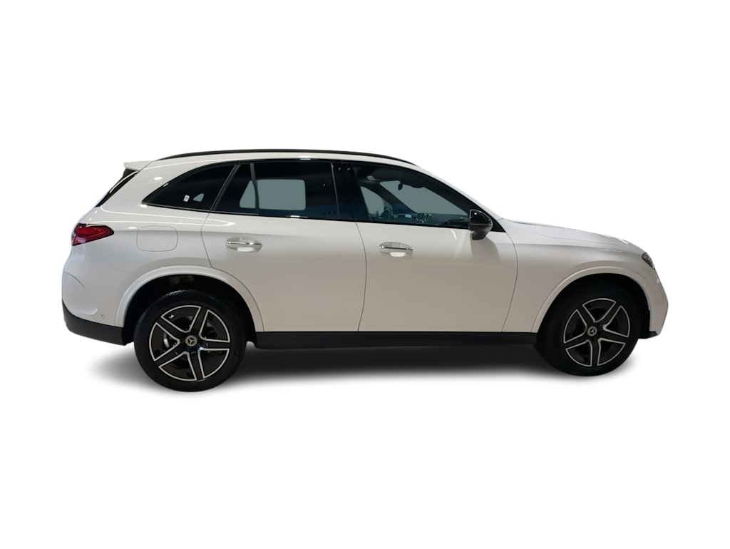 Thumbnail: 2026 Mercedes-Benz GLC - 25