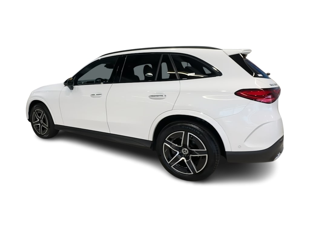 Thumbnail: 2026 Mercedes-Benz GLC - 23