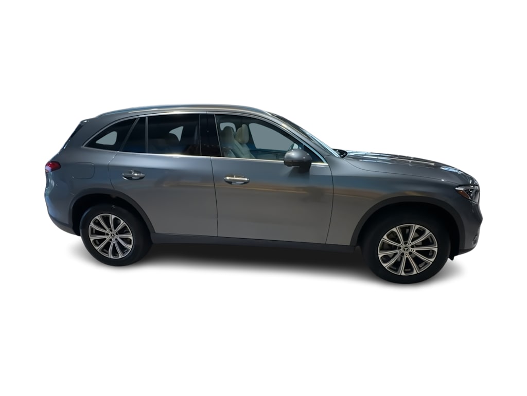 Thumbnail: 2023 Mercedes-Benz GLC - 19