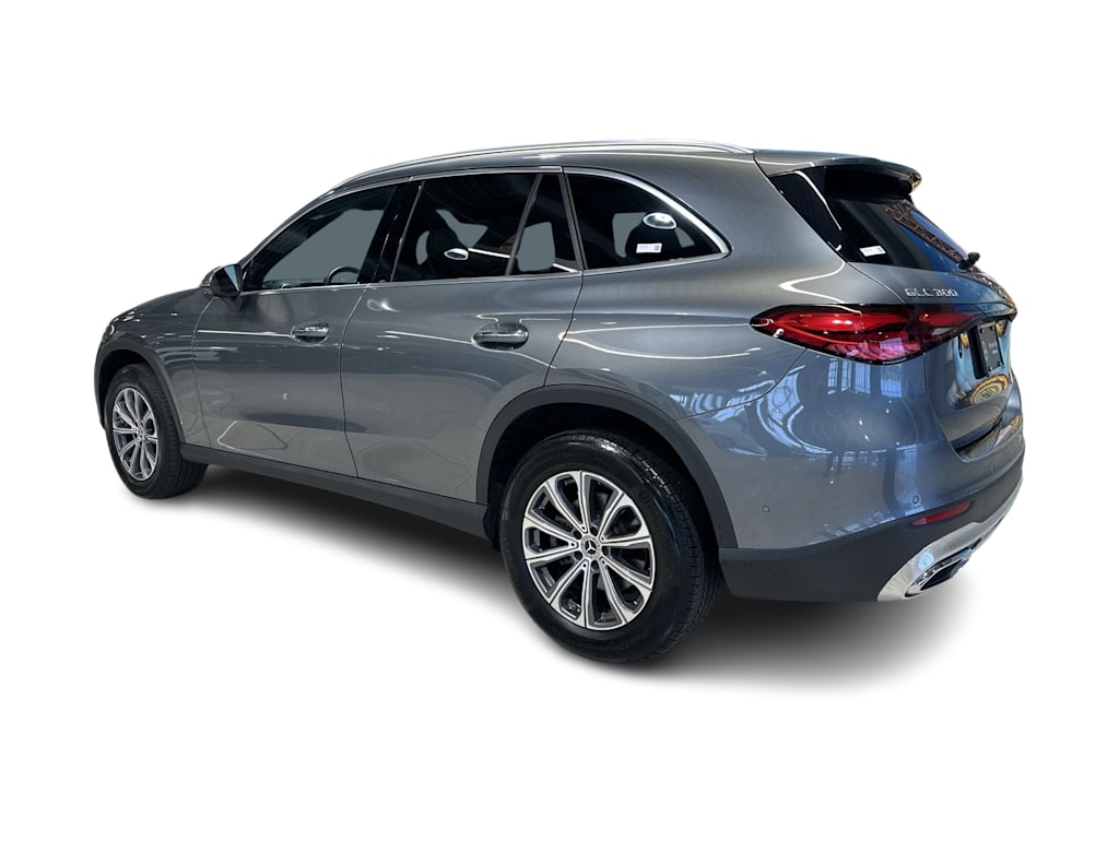 Thumbnail: 2023 Mercedes-Benz GLC - 28