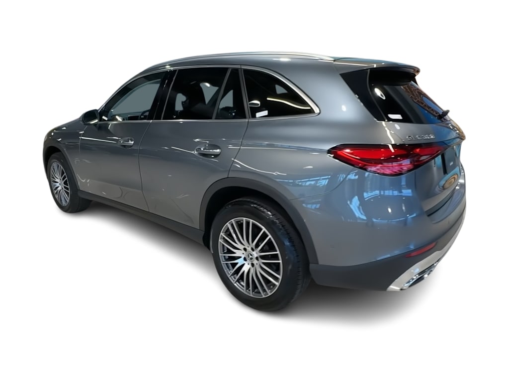 Thumbnail: 2023 Mercedes-Benz GLC - 4