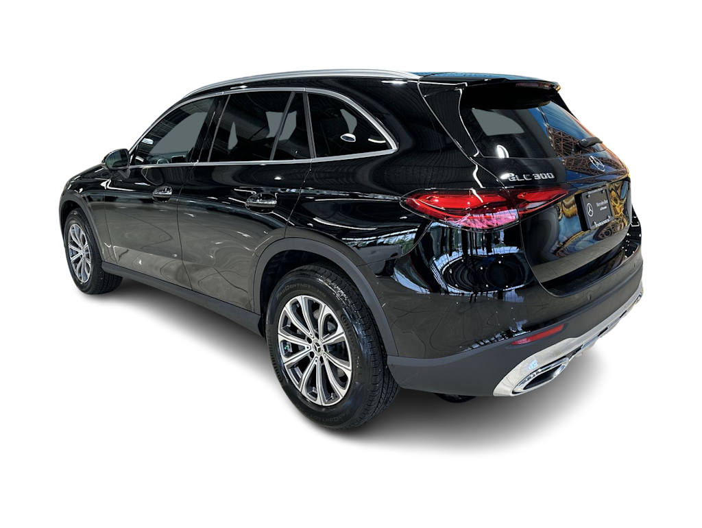 Thumbnail: 2026 Mercedes-Benz GLC - 27