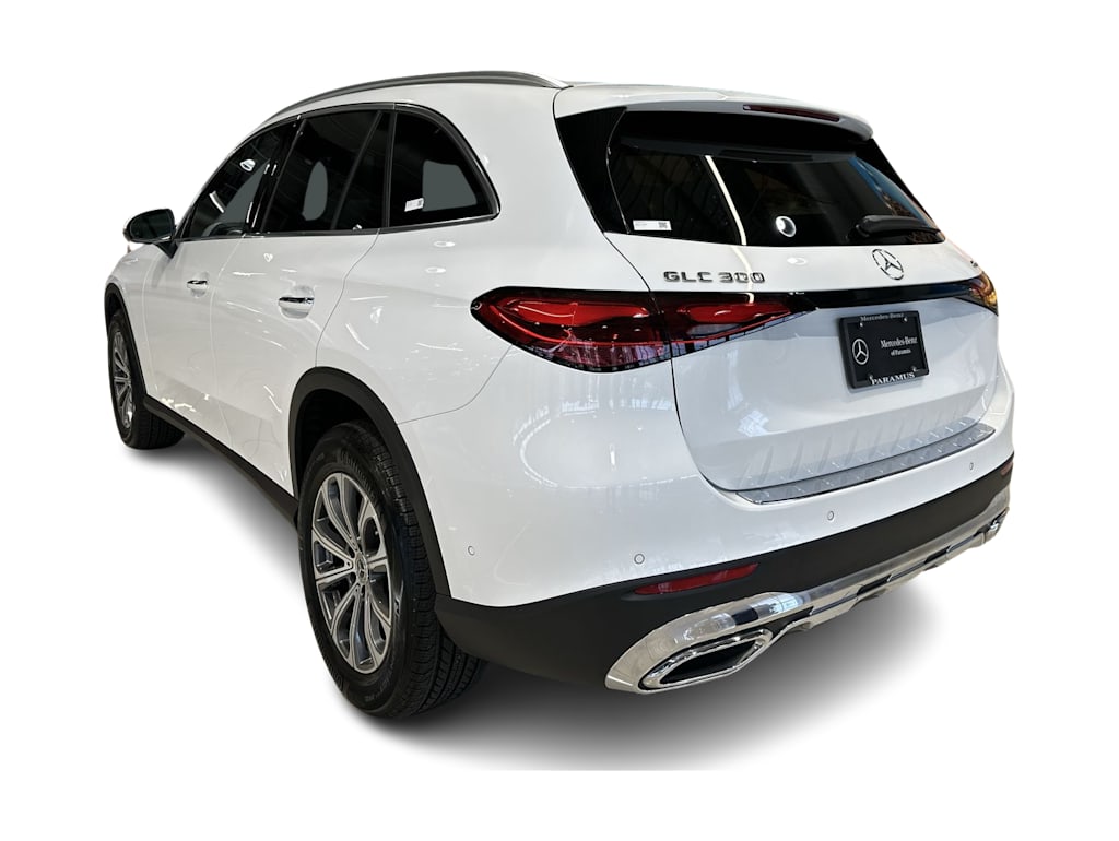 Thumbnail: 2026 Mercedes-Benz GLC - 30