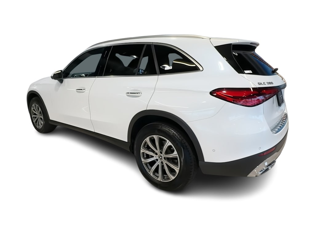 Thumbnail: 2026 Mercedes-Benz GLC - 4