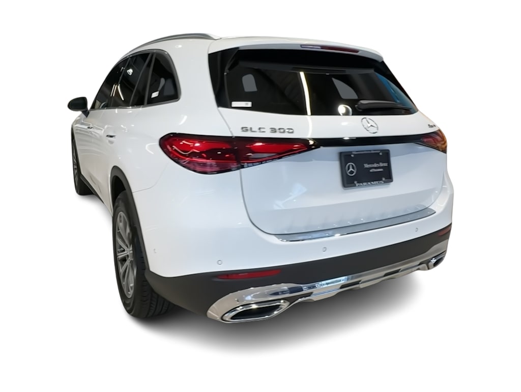 Thumbnail: 2026 Mercedes-Benz GLC - 24