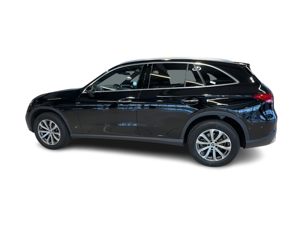 Thumbnail: 2026 Mercedes-Benz GLC - 21