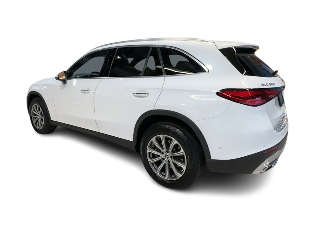 Thumbnail: 2026 Mercedes-Benz GLC - 23