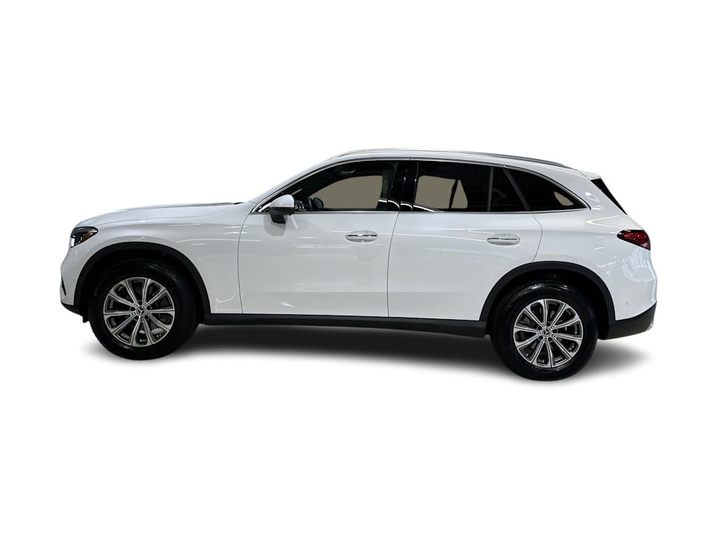 Thumbnail: 2026 Mercedes-Benz GLC - 28