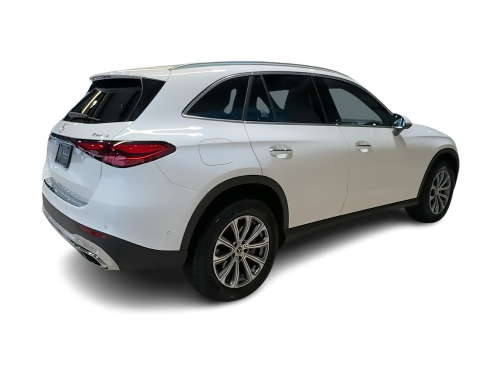 Thumbnail: 2026 Mercedes-Benz GLC - 25