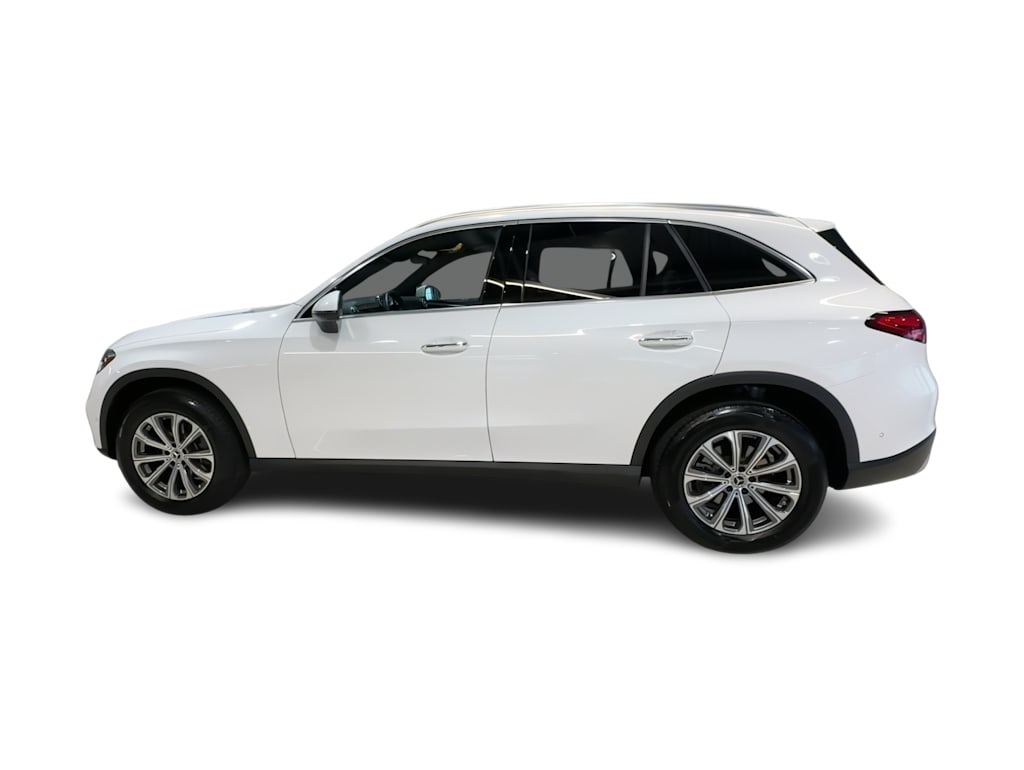 Thumbnail: 2026 Mercedes-Benz GLC - 22