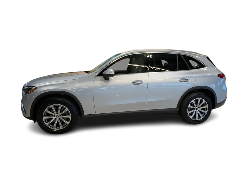Thumbnail: 2026 Mercedes-Benz GLC - 21