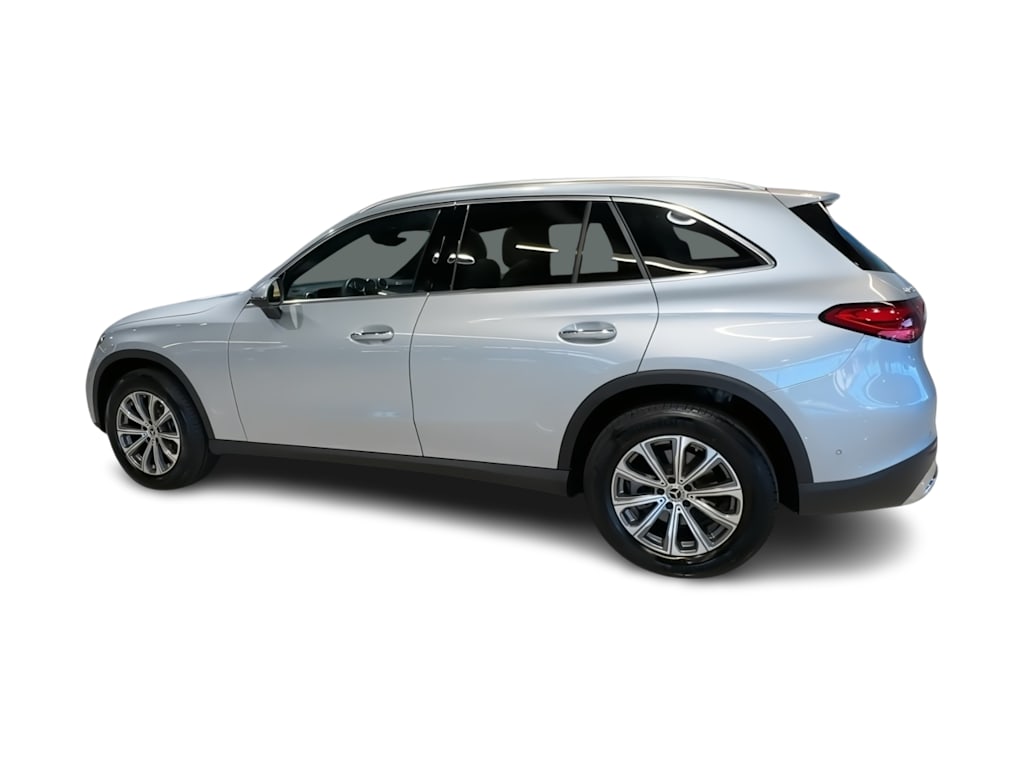 Thumbnail: 2026 Mercedes-Benz GLC - 22