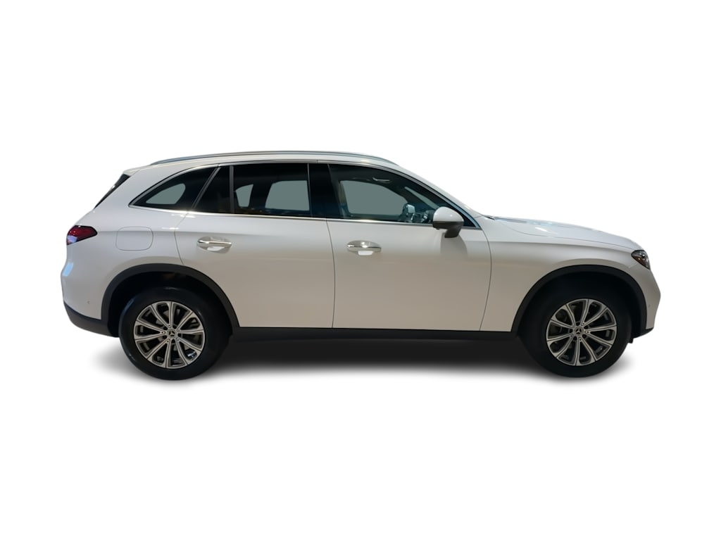 Thumbnail: 2026 Mercedes-Benz GLC - 27