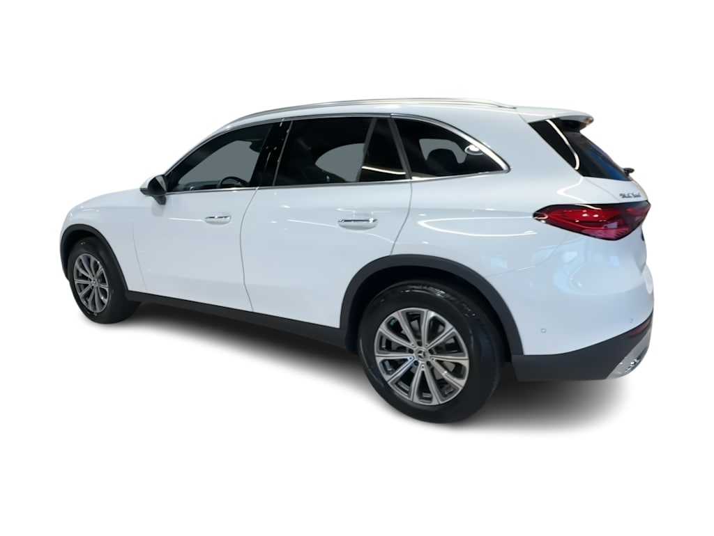 Thumbnail: 2026 Mercedes-Benz GLC - 23