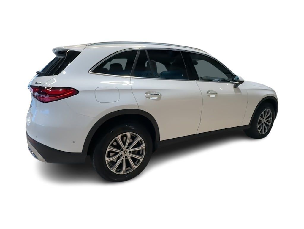 Thumbnail: 2026 Mercedes-Benz GLC - 26