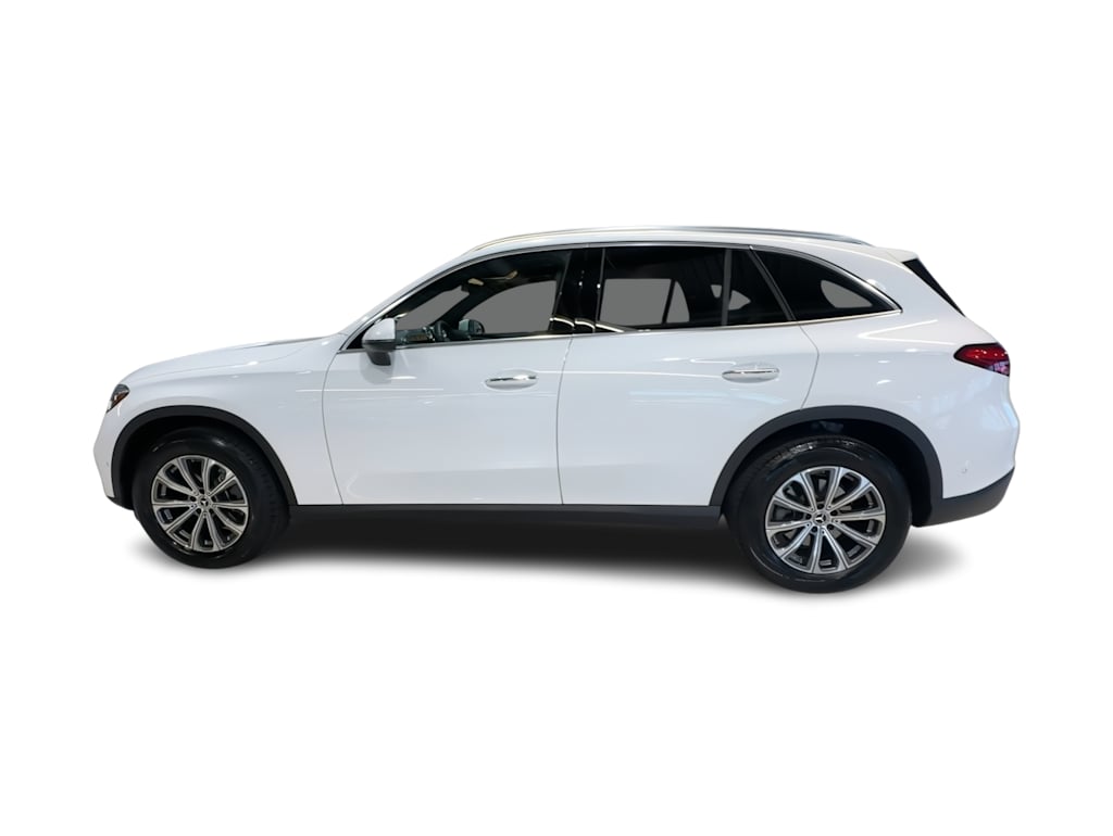 Thumbnail: 2026 Mercedes-Benz GLC - 22