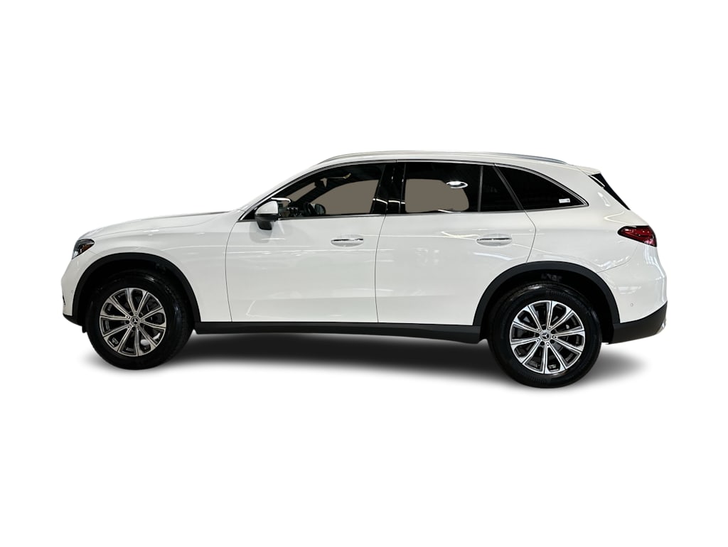 Thumbnail: 2023 Mercedes-Benz GLC - 27
