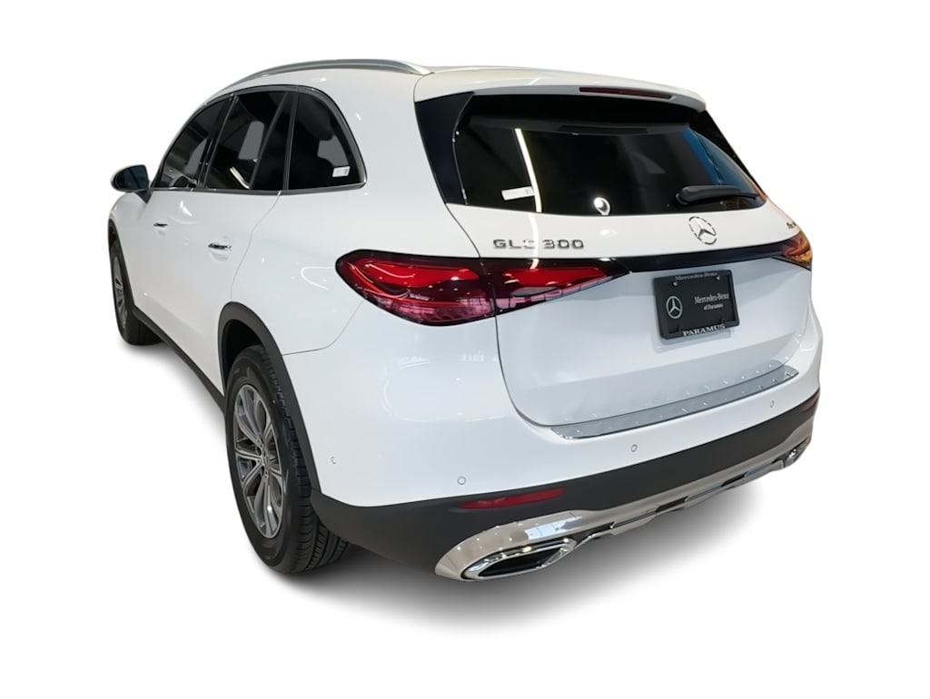 Thumbnail: 2023 Mercedes-Benz GLC - 4