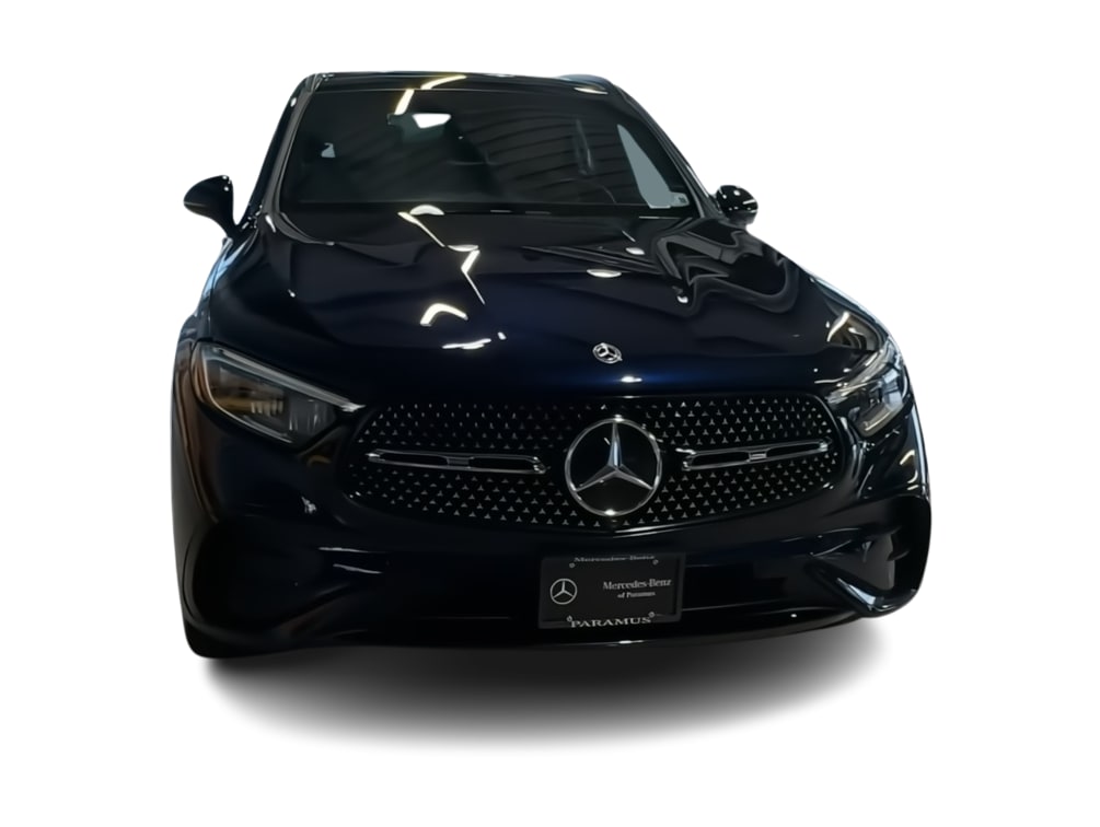 Thumbnail: 2023 Mercedes-Benz GLC - 6
