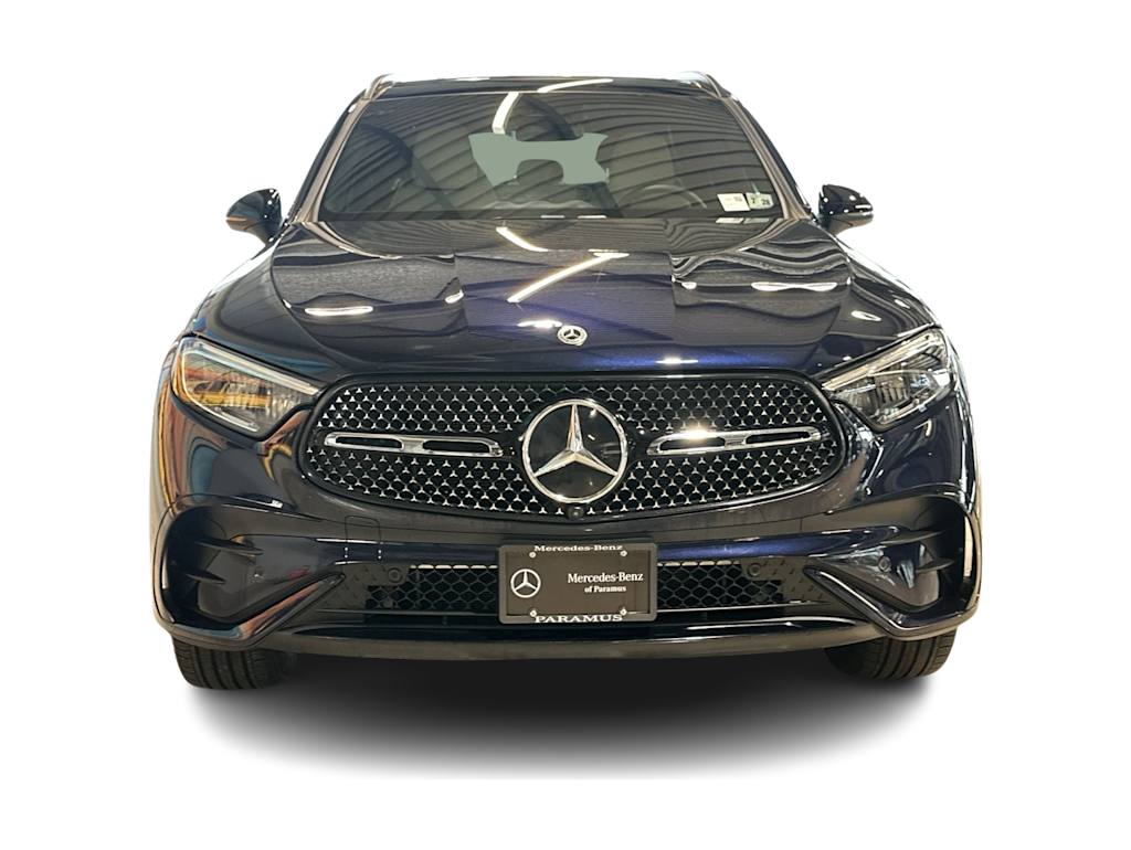 Thumbnail: 2023 Mercedes-Benz GLC - 29