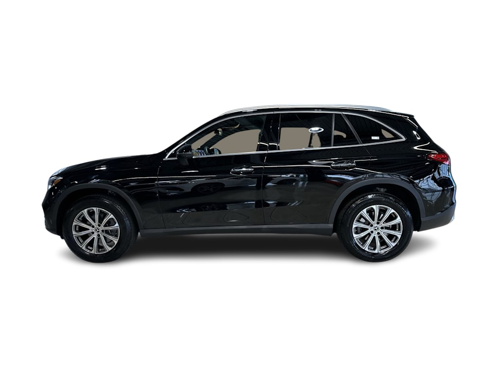 Thumbnail: 2026 Mercedes-Benz GLC - 28