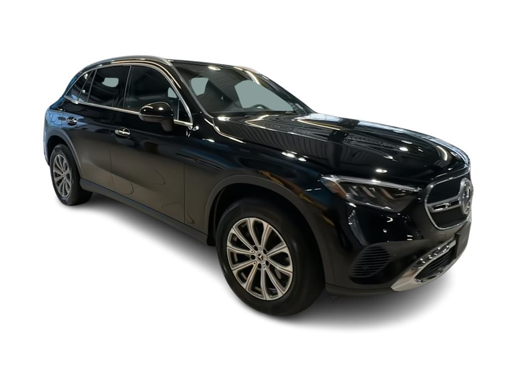 Thumbnail: 2026 Mercedes-Benz GLC - 18